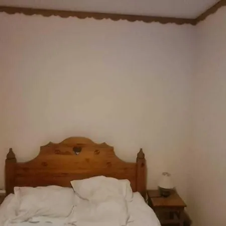 1200 Saint-François-Longchamp